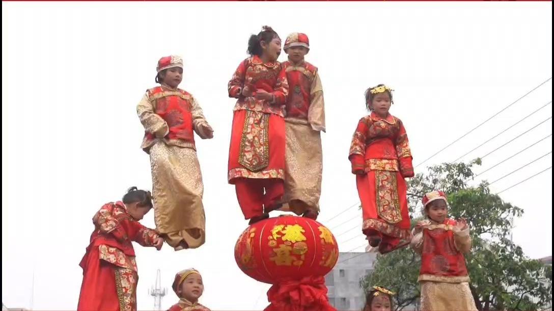 网络中国节 | 万人空巷赏巡游！还有谁没看过？快看过来！