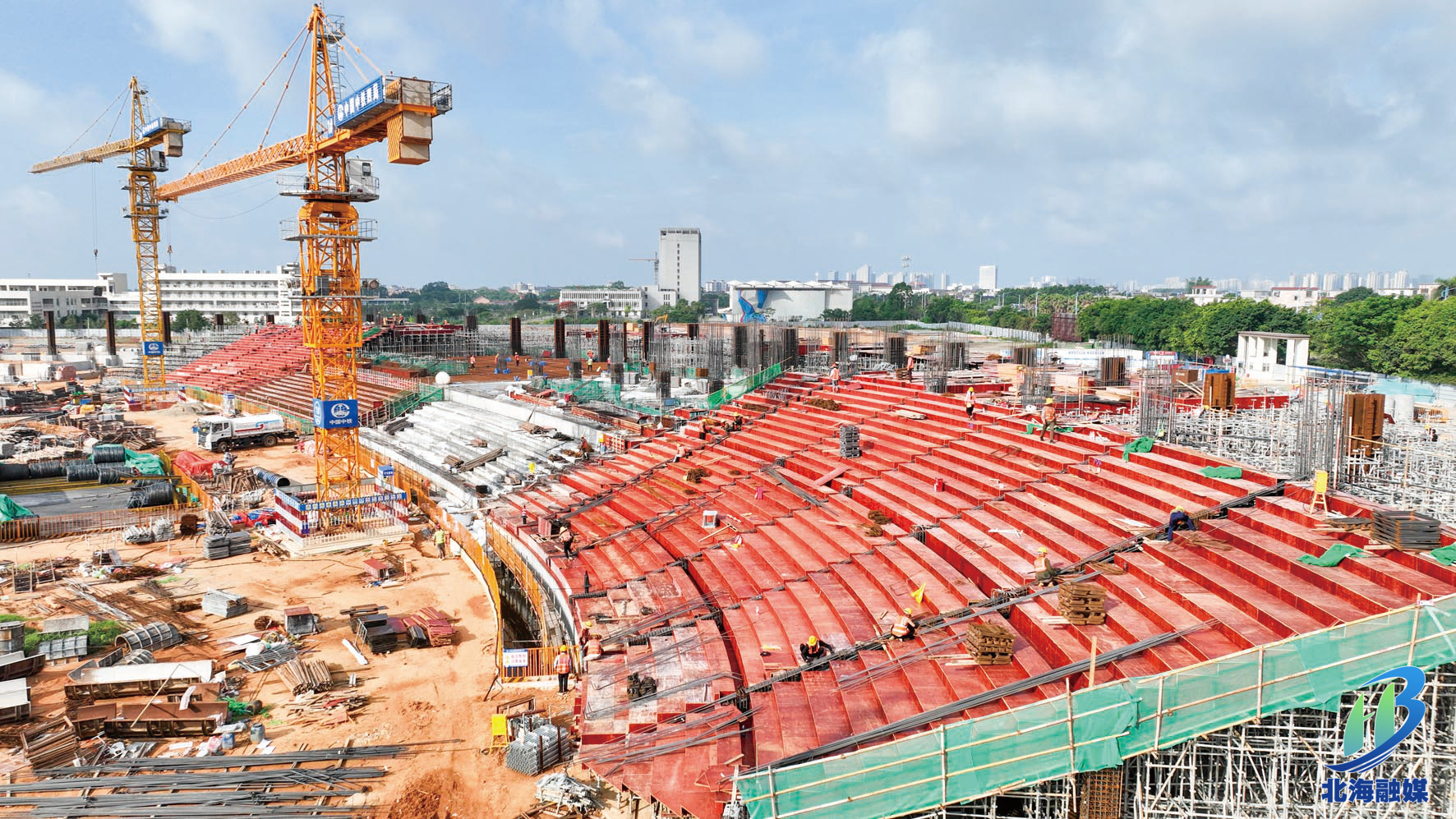 中国东盟（北海）体育实训基地建设高效推进 体育场主体结构冲刺8月土建结构封顶